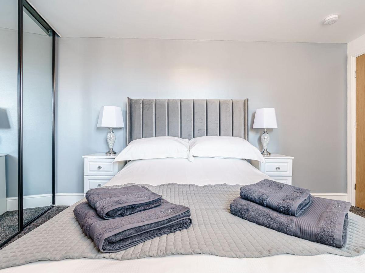 Tower Apartment Вітбі Екстер'єр фото